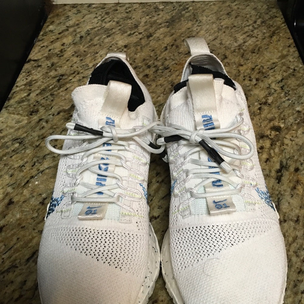 White and blue Nike Hippe 04 Size 10